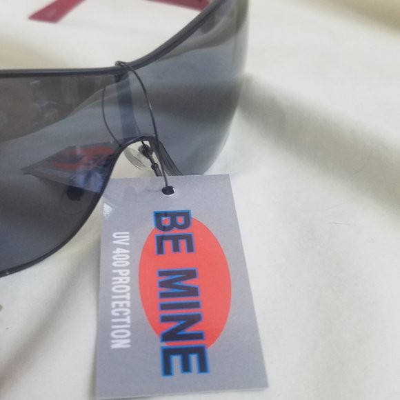 Red Frame Oversized Sunglasses - Picture 5 of 5